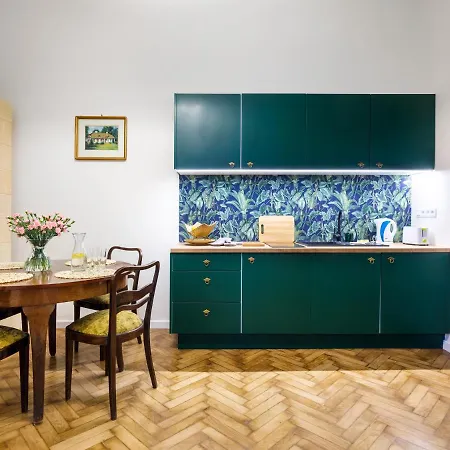 Apartment Tyzenhauz Lobzowska Street *